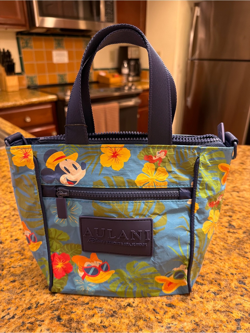 2026 new Disney Aulani x Aloha collab cross body bag
